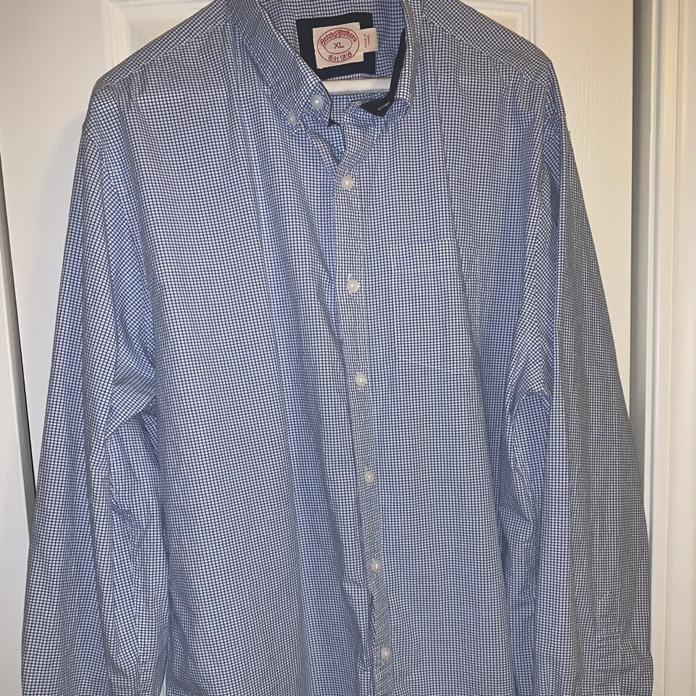 Men’s XL Collared Shirt